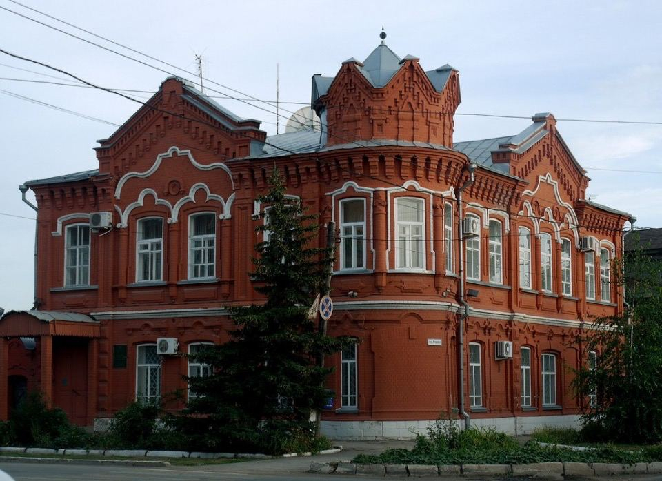 Три задания и ворота признали культурным наследием в Саратовской области